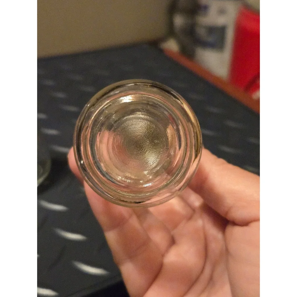 Vintage Glass Salt and Pepper Shakers Set Clear Paneled Silver Tone Lids‎ Finial